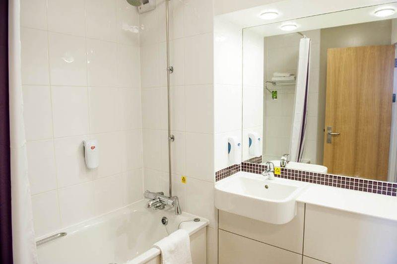 Premier Inn Hayle Ngoại thất bức ảnh