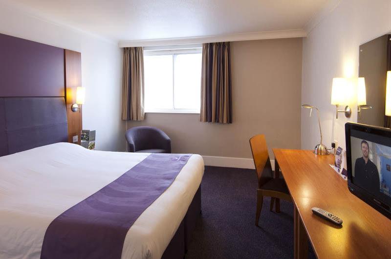 Premier Inn Hayle Ngoại thất bức ảnh
