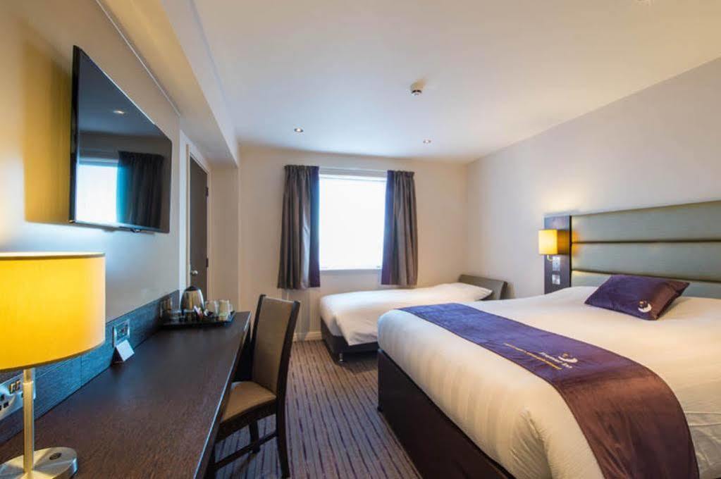 Premier Inn Hayle Ngoại thất bức ảnh