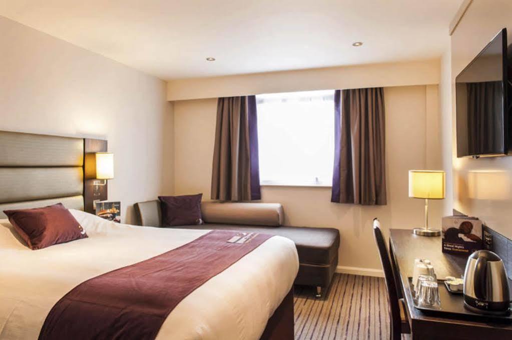 Premier Inn Hayle Ngoại thất bức ảnh